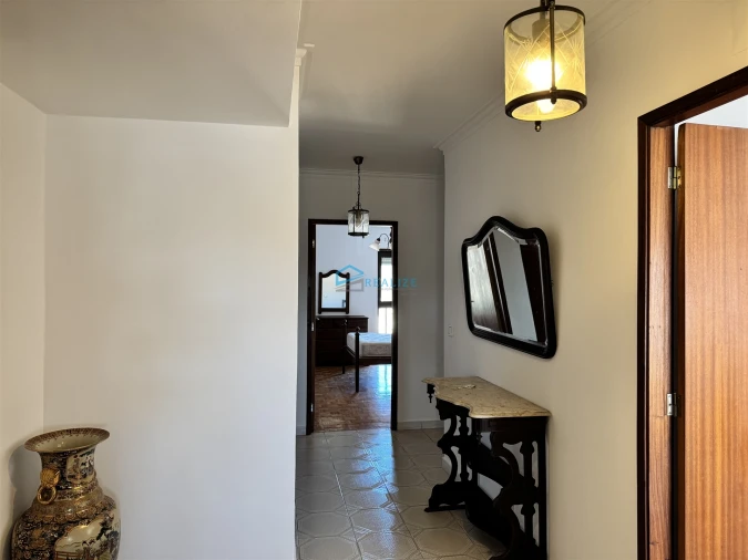 Apartamento T3 para Arrendamento em Nossa Senhora da Conceição, São Pedro e São Dinis Foto 3