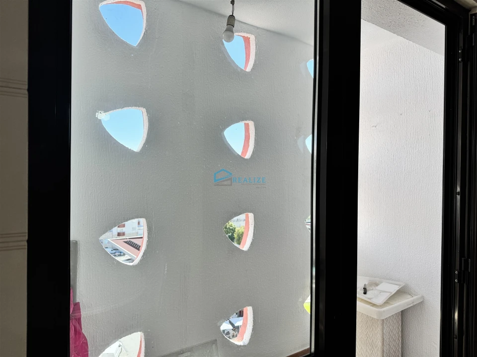 Apartamento T3 para Arrendamento em Nossa Senhora da Conceição, São Pedro e São Dinis Foto 7