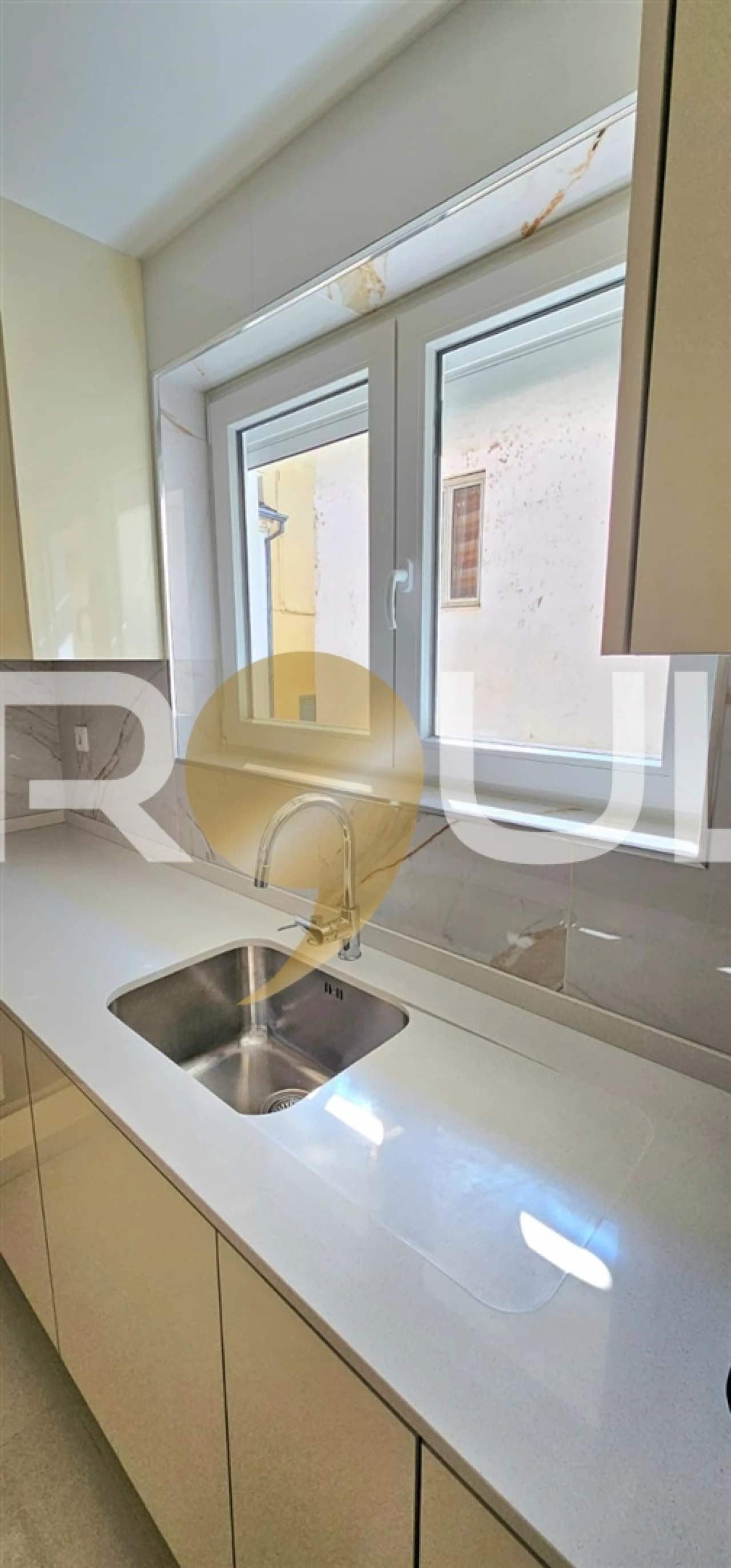 Moradia T3 para Venda em Dominguizo Foto 47