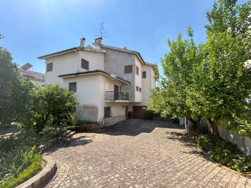 Moradia T6 para Venda em Castelo Branco