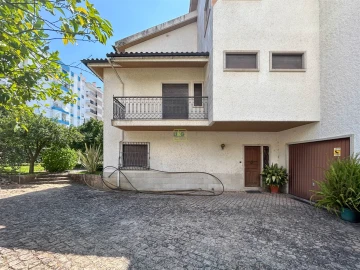 Moradia T6 para Venda em Castelo Branco