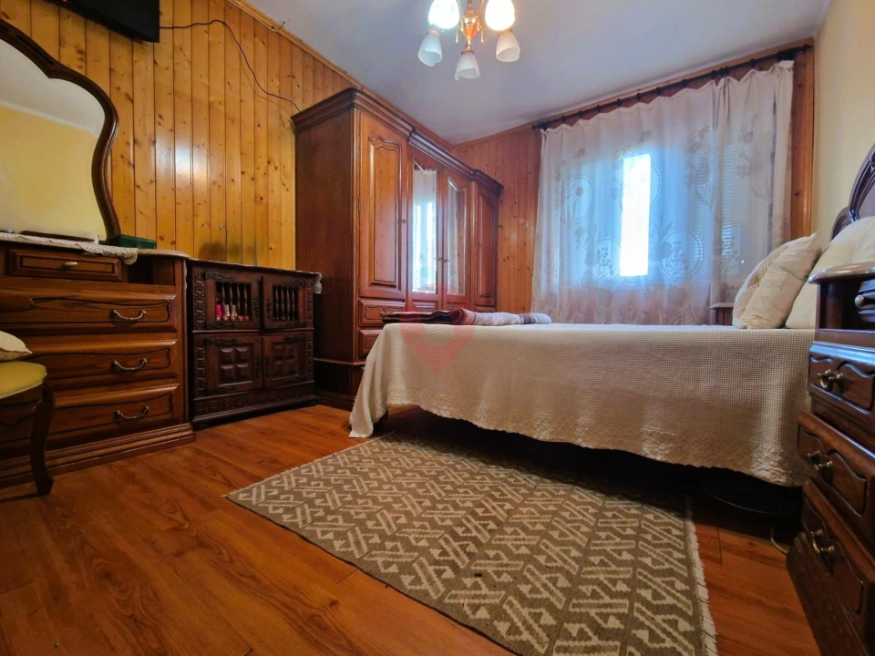 Moradia T4 para Venda em Cristoval Foto 13