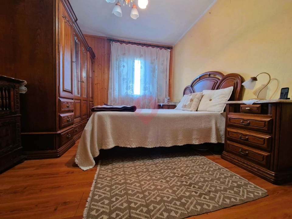 Moradia T4 para Venda em Cristoval Foto 12