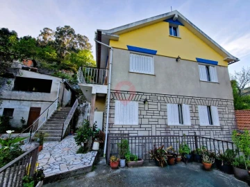 Moradia T4 para Venda em Cristoval