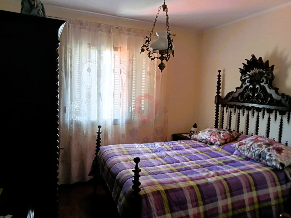 Moradia T4 para Venda em Cristoval Foto 7