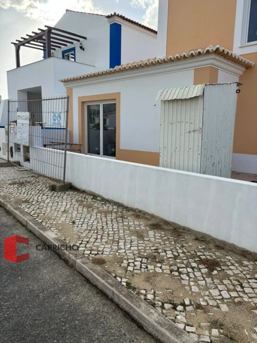 Moradia T3 para Venda em Porto Covo Foto 8