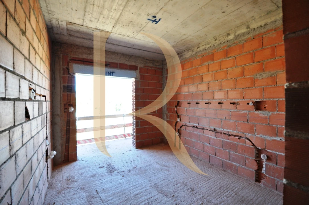 Apartamento T5 para Venda em Corroios Foto 7