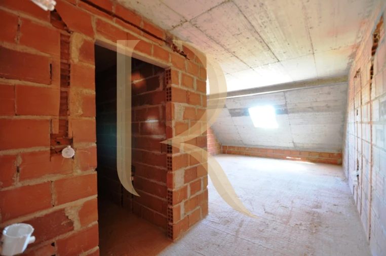 Apartamento T4 para Venda em Corroios Foto 15