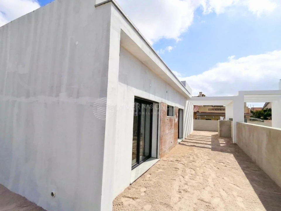Moradia T3 para Venda em Fernao Ferro Foto 4