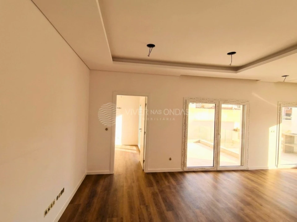 Moradia T3 para Venda em Fernao Ferro Foto 10