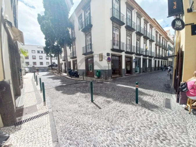 Loja para Venda em Funchal (Se) Foto 1