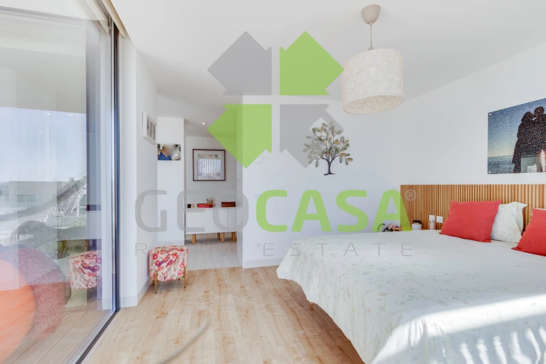 Moradia T3 para Venda em Almargem do Bispo, Pêro Pinheiro e Montelavar Foto 25