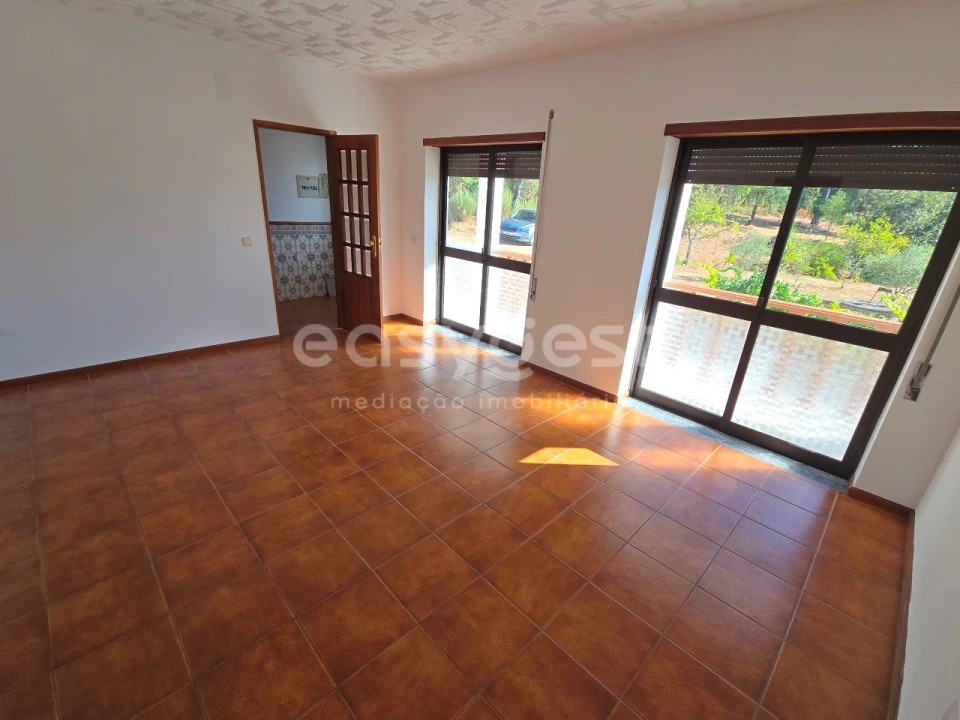 Moradia T3 para Venda em Tabua Foto 8