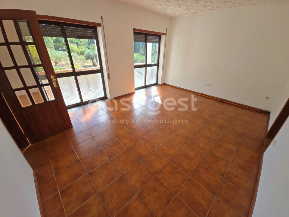 Moradia T3 para Venda em Tabua Foto 9