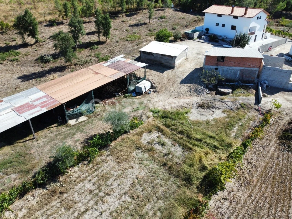 Moradia T3 para Venda em Tabua Foto 27