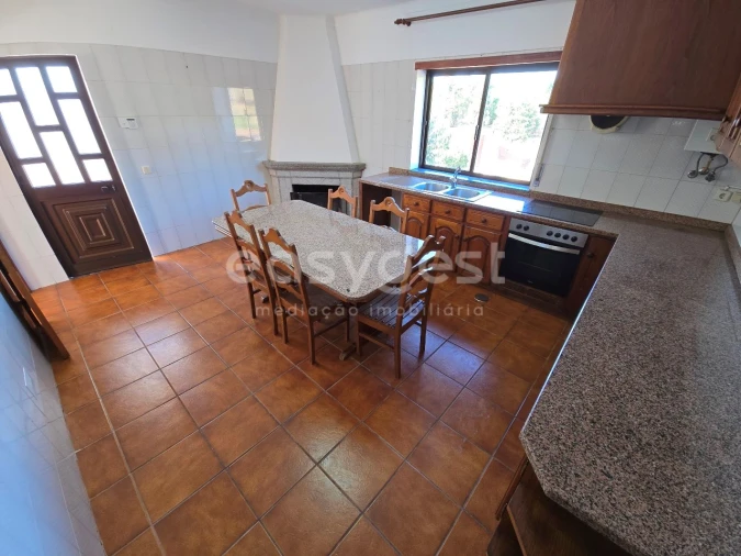 Moradia T3 para Venda em Tabua Foto 11