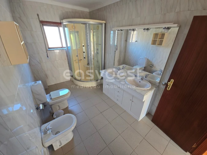 Moradia T3 para Venda em Tabua Foto 18