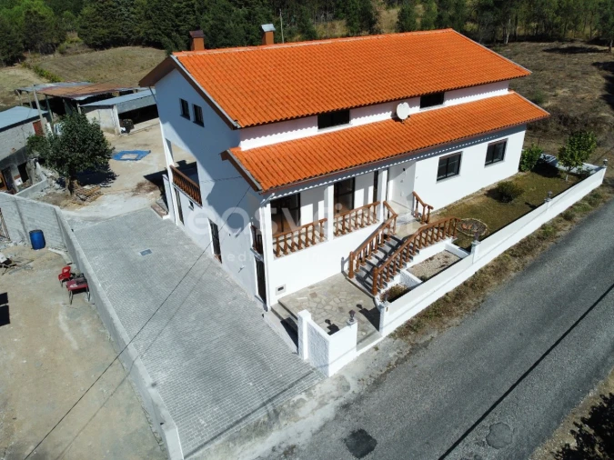 Moradia T3 para Venda em Tabua Foto 22