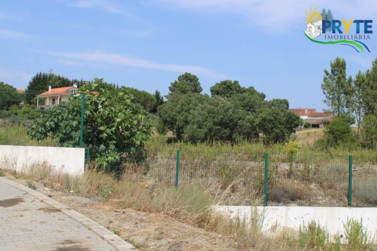 Terreno Comércio / Armazém para Venda em Cardigos Foto 17