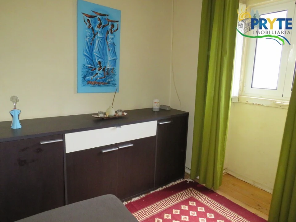 Moradia T2 para Venda em Alvaro Foto 6