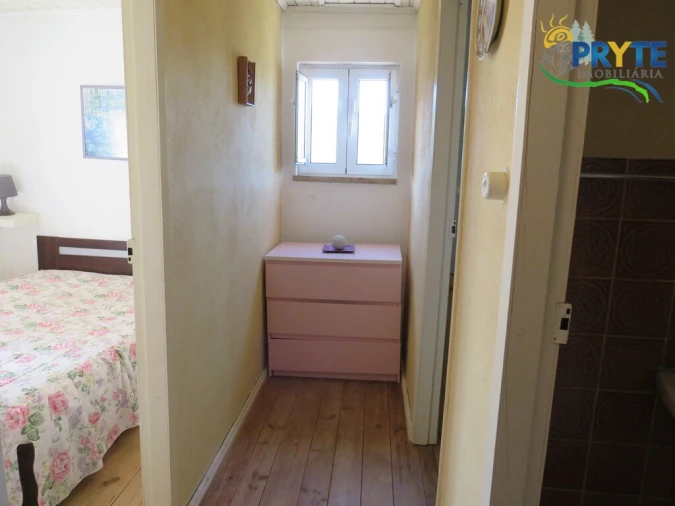 Moradia T2 para Venda em Alvaro Foto 3