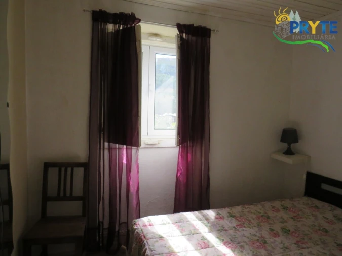 Moradia T2 para Venda em Alvaro Foto 4