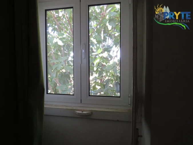 Moradia T2 para Venda em Alvaro Foto 10