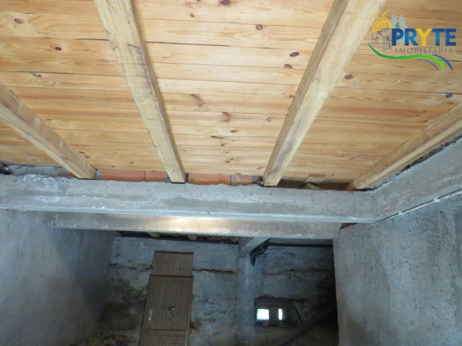 Moradia T2 para Venda em Alvaro Foto 11