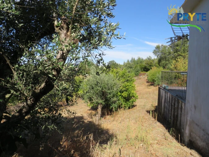 Moradia T2 para Venda em Alvaro Foto 25