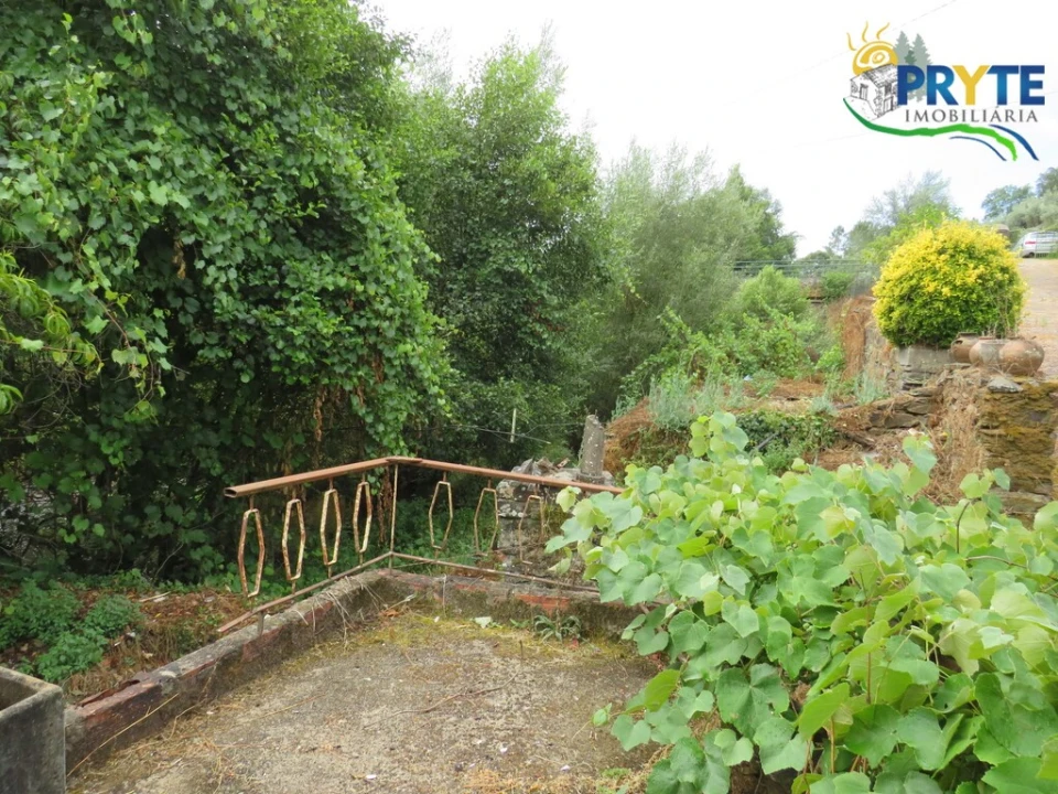 Moradia T4 para Venda em Sertã Foto 37