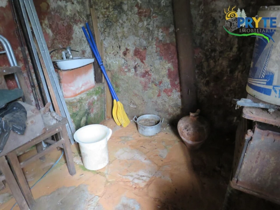 Moradia T4 para Venda em Sertã Foto 40