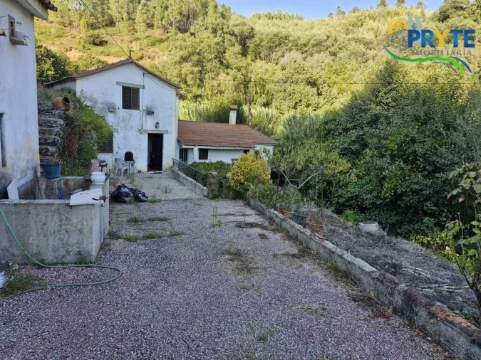 Moradia T4 para Venda em Sertã Foto 2