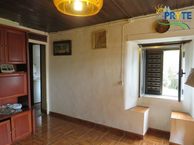 Moradia T4 para Venda em Sertã Foto 24