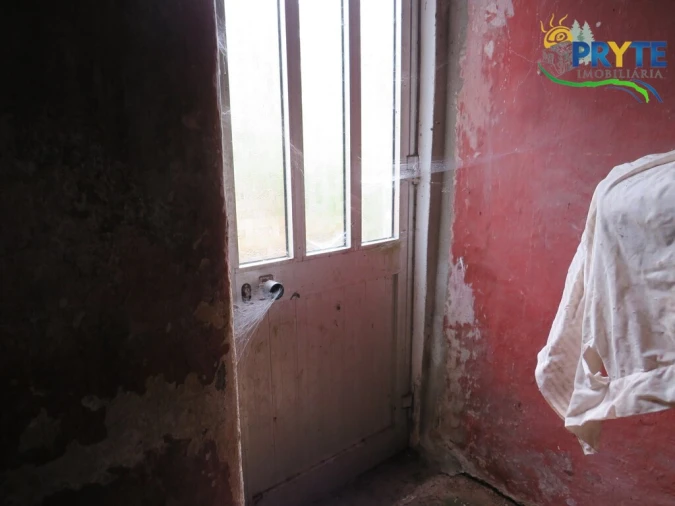 Moradia T4 para Venda em Sertã Foto 38