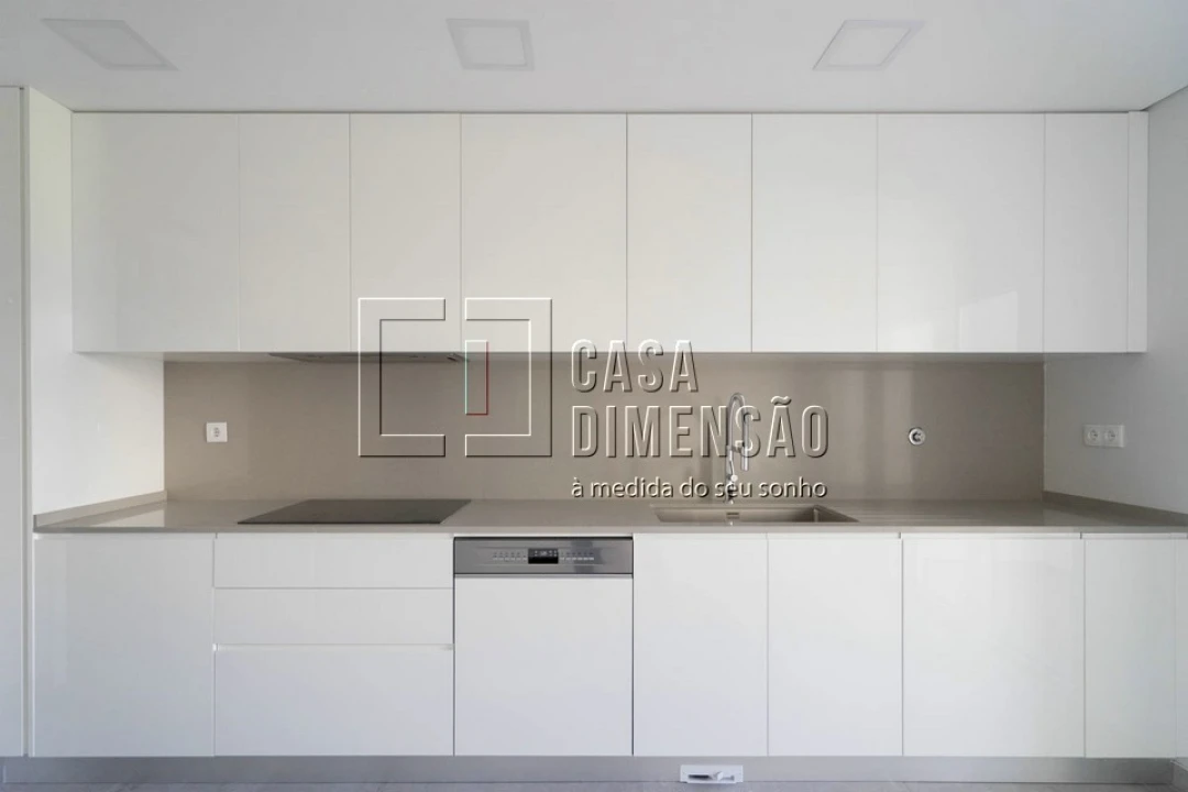 Apartamento T3 para Venda em Carcavelos e Parede Foto 17