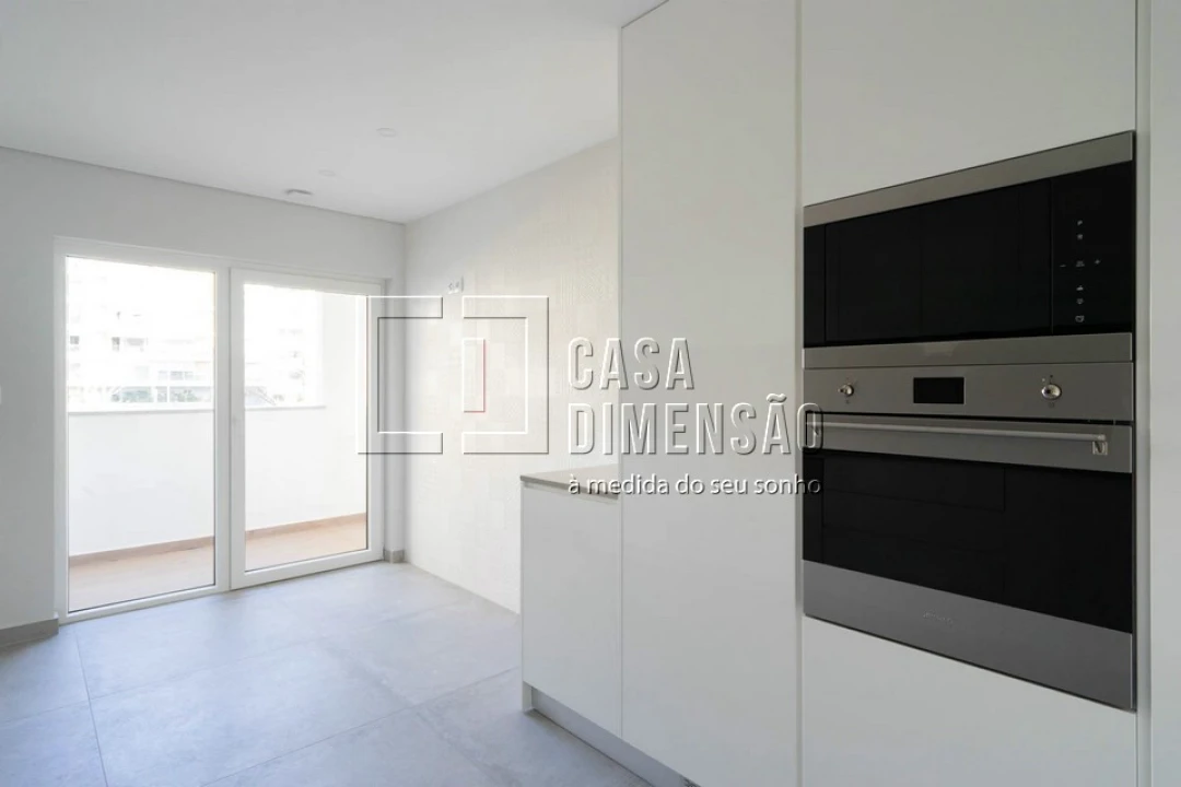 Apartamento T3 para Venda em Carcavelos e Parede Foto 18