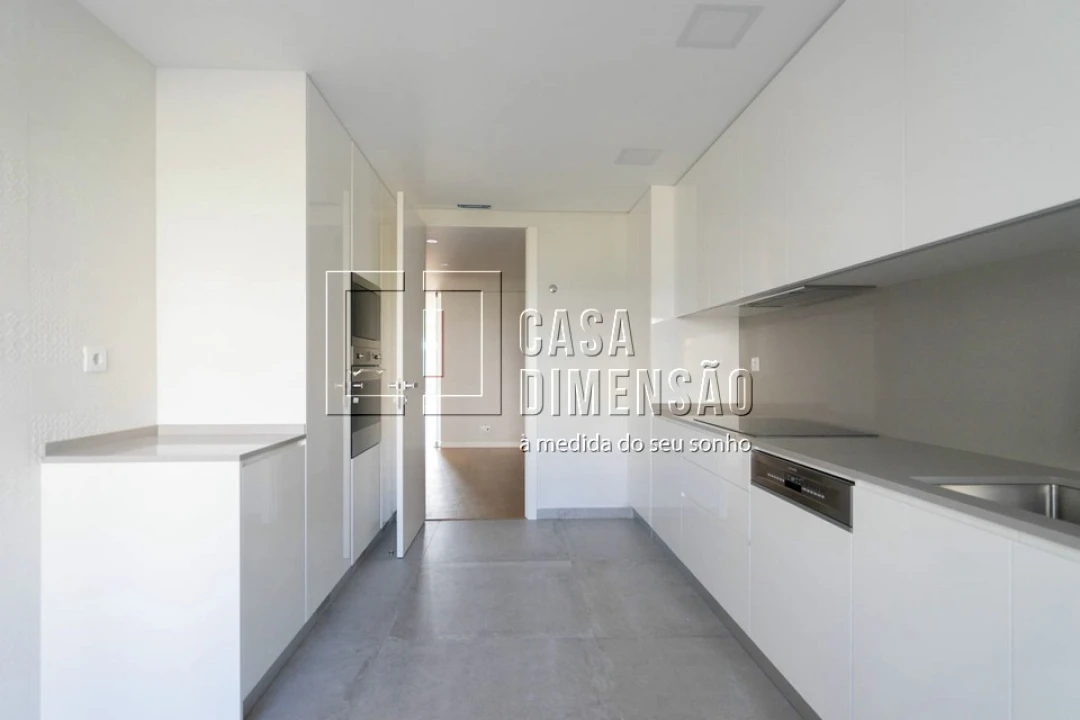 Apartamento T3 para Venda em Carcavelos e Parede Foto 20