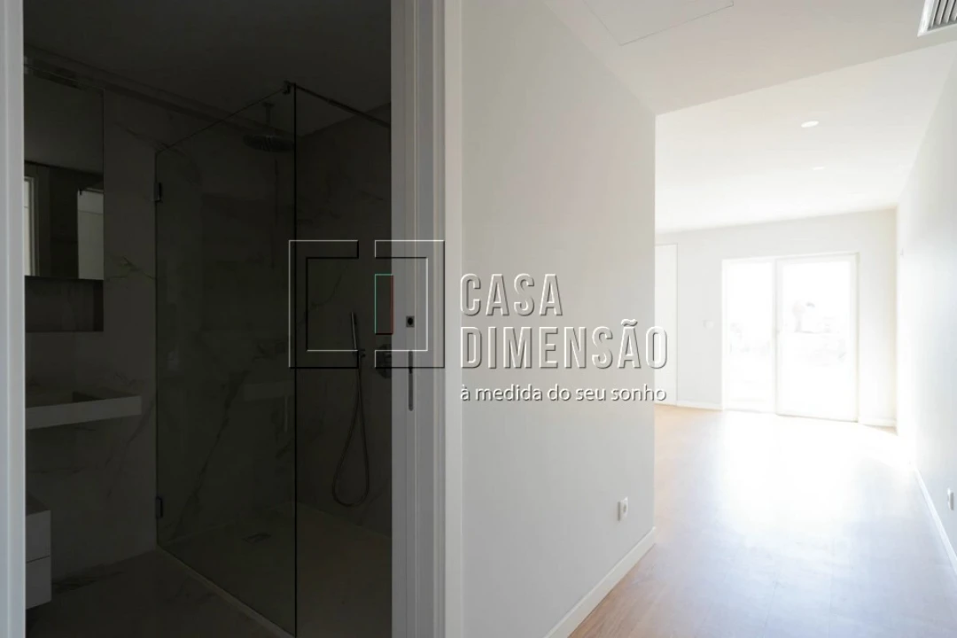 Apartamento T3 para Venda em Carcavelos e Parede Foto 30