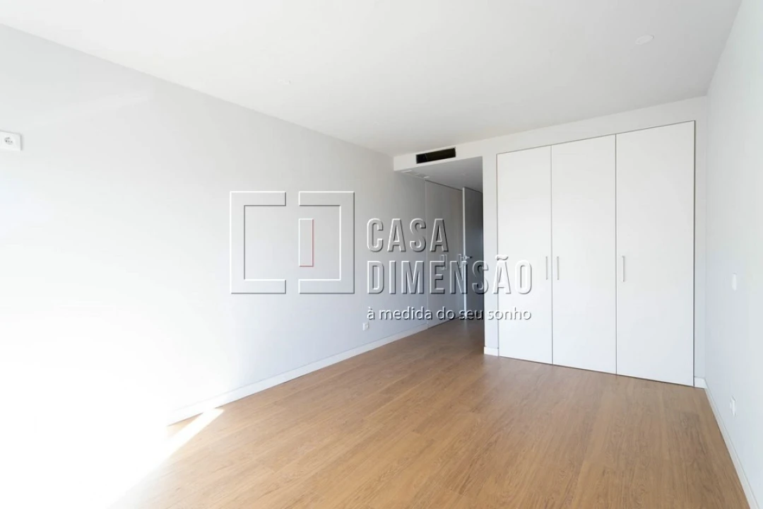 Apartamento T3 para Venda em Carcavelos e Parede Foto 33