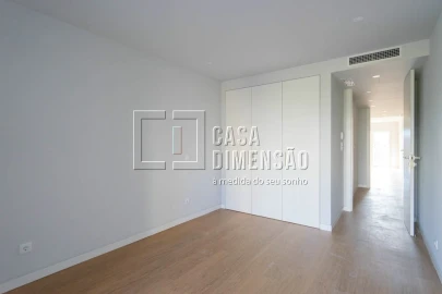 Apartamento T3 para Venda em Carcavelos e Parede