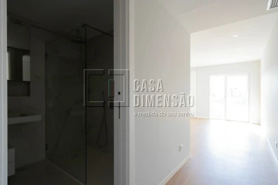 Apartamento T3 para Venda em Carcavelos e Parede