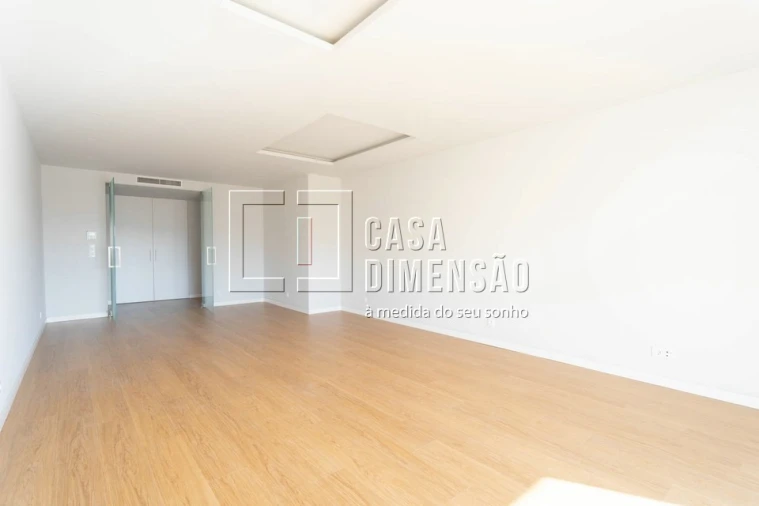 Apartamento T3 para Venda em Carcavelos e Parede Foto 10