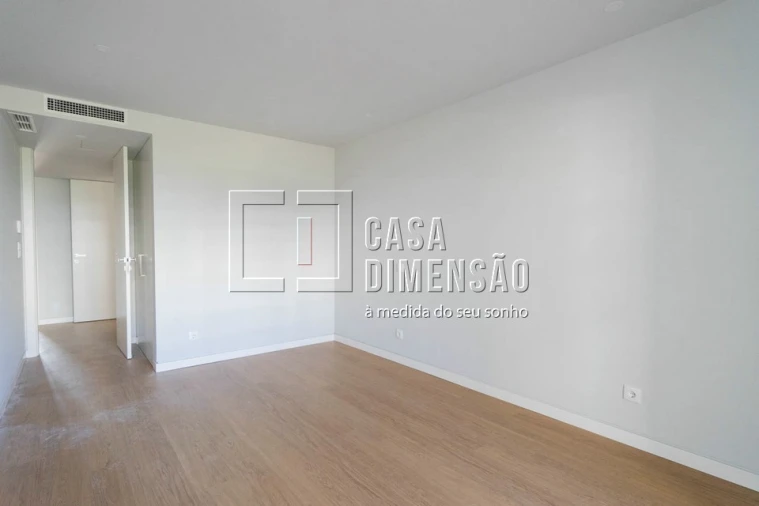 Apartamento T3 para Venda em Carcavelos e Parede Foto 26
