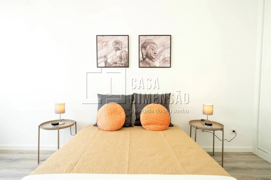 Apartamento T3 para Venda em Benfica Foto 1