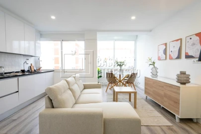 Apartamento T3 para Venda em Benfica