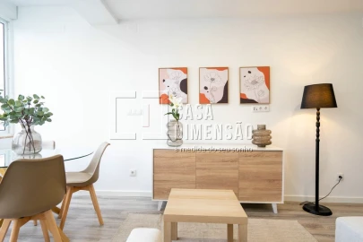 Apartamento T3 para Venda em Benfica