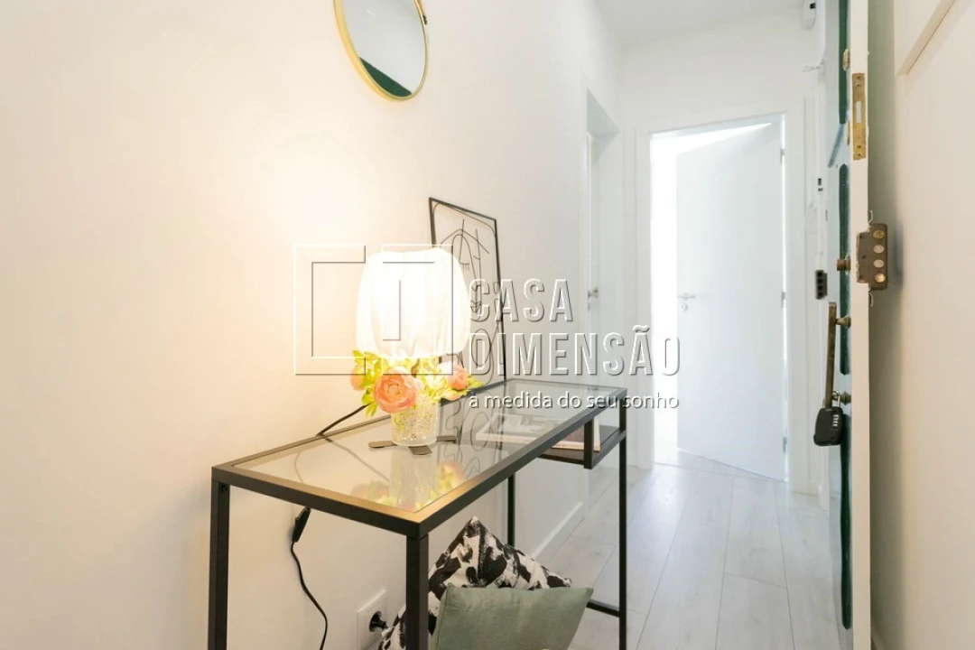 Apartamento T3 para Venda em Benfica Foto 3