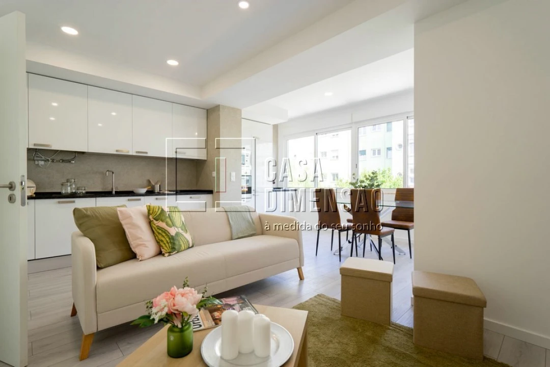 Apartamento T3 para Venda em Benfica Foto 9