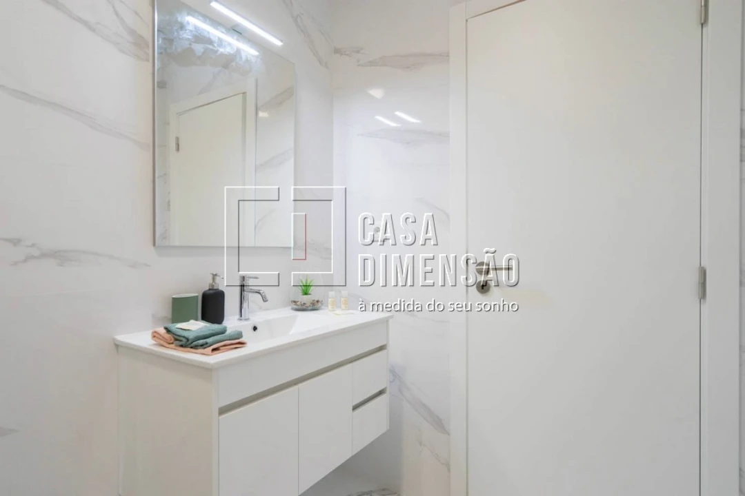 Apartamento T3 para Venda em Benfica Foto 29