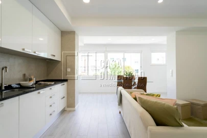 Apartamento T3 para Venda em Benfica